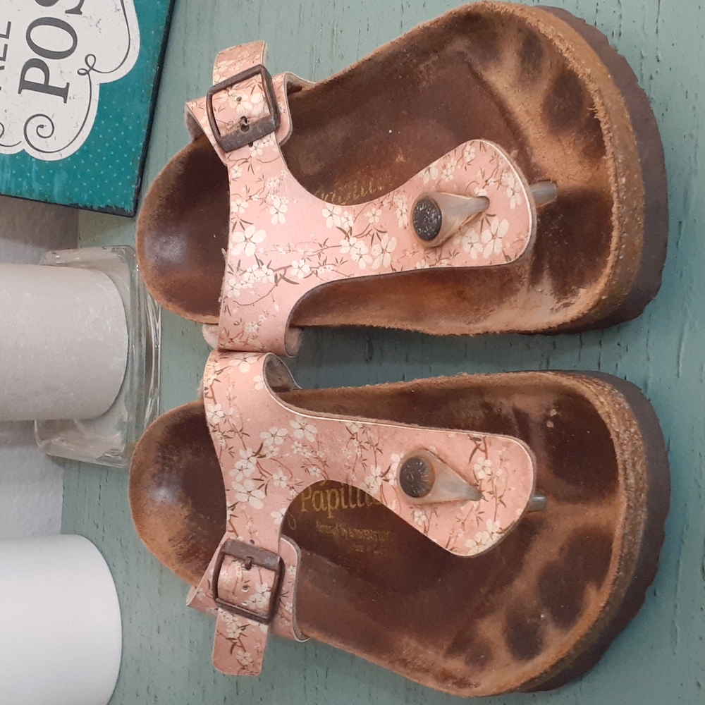 PAPILLIO SANDALS SZ L 6